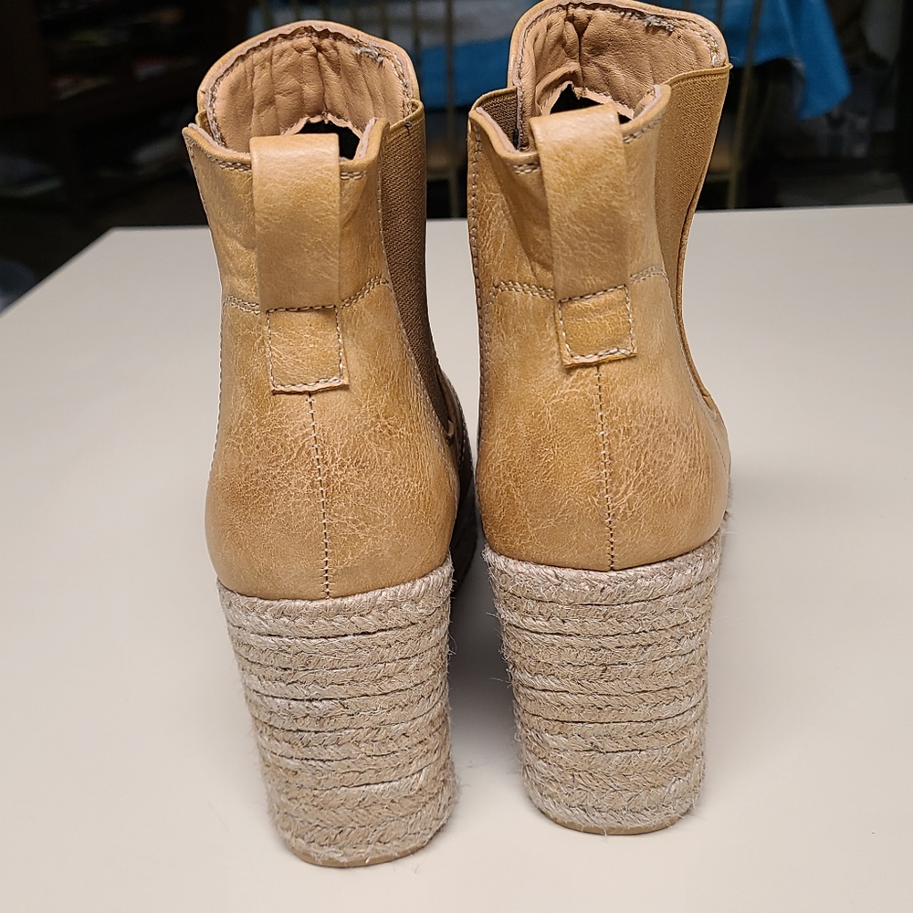 Bohemian Vegan Chelsea cap toe platform espadrille wedge ankle boots size 9 - Picture 7 of 14